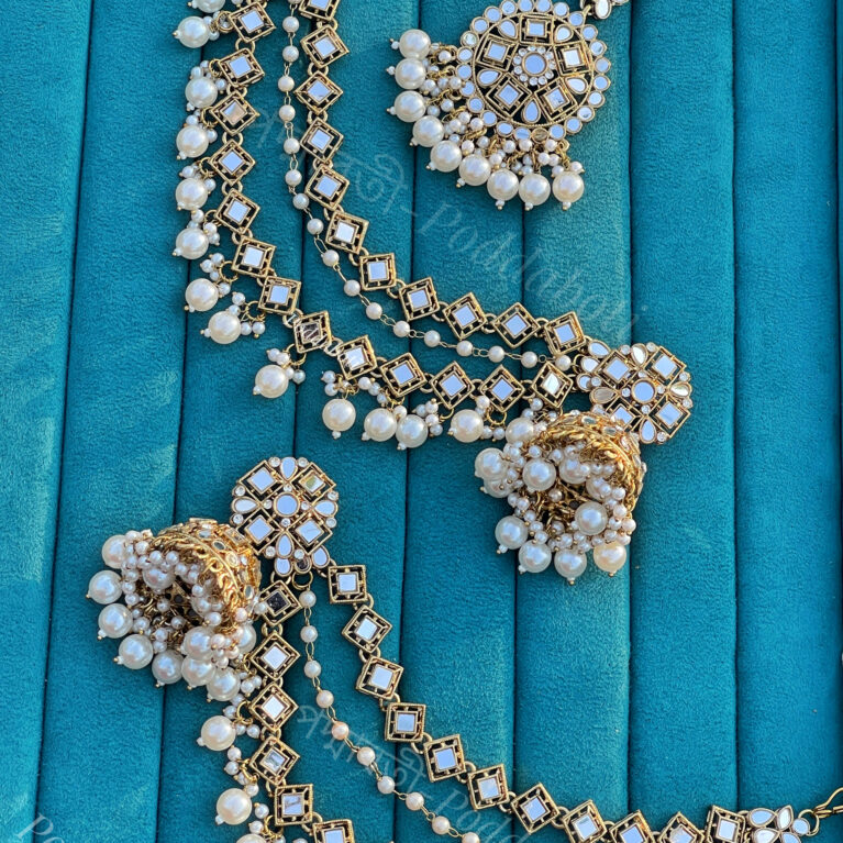 Bahubali style Earrings with beautiful tana & tikli