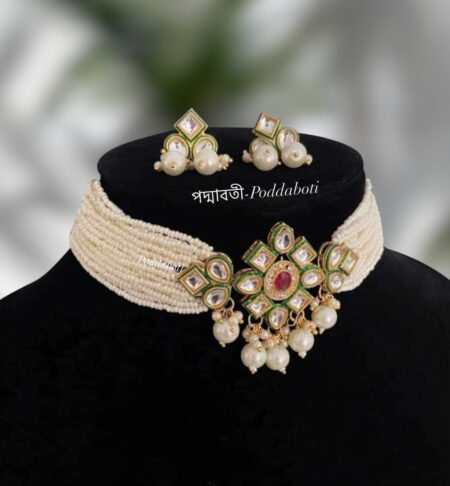 Most famous Choker set